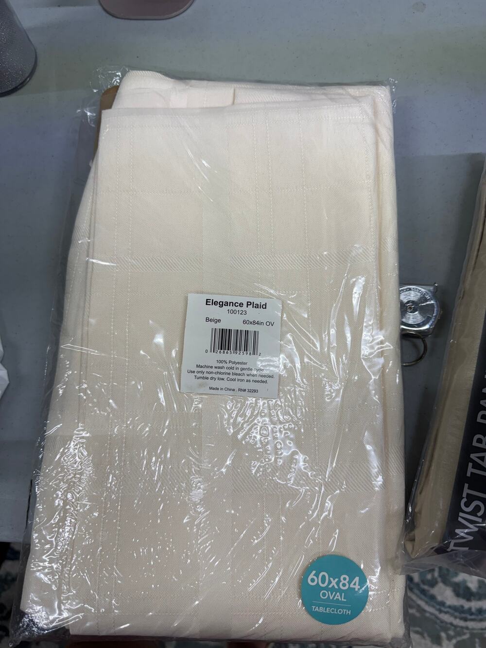 JCPenney Elegance Plaid Tablecloth 60x84 Cream/Ivory – New